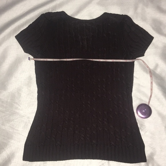 100% Silk v-neck Short Sleeve Cable Knit Sweater - Picture 3 of 4